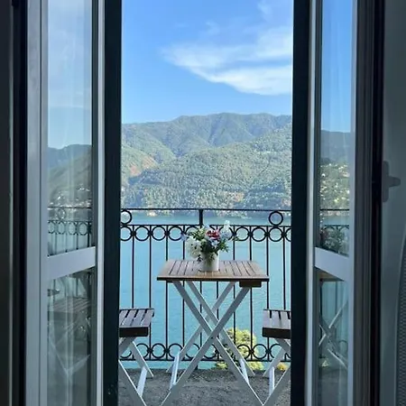 Emy House Charming Apt Stunning Views /Balcony Carate Urio Exterior foto